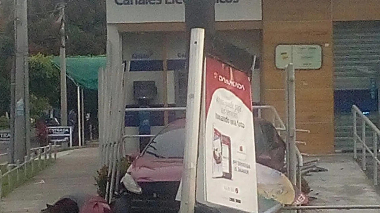 703671fc-b812-4621-8a66-222fd0a01da5