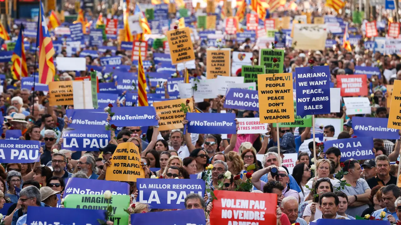 Marcha en rechazo al terrorismo en Barcelona
