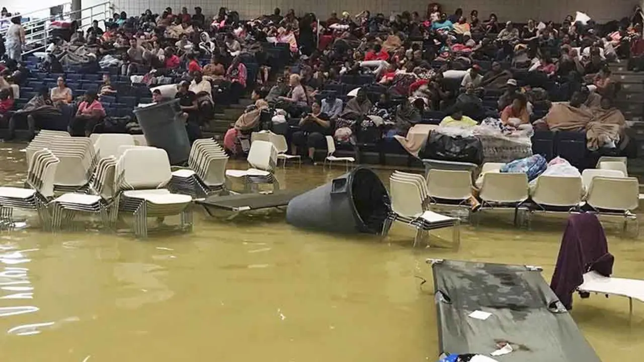 Inundaci&oacute;n de albergue