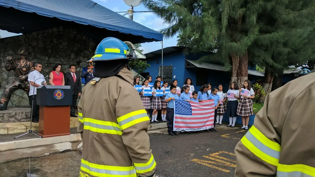 Conmemoraci&oacute;n del 11 de septiembre en el Cuerpo de Bomberos