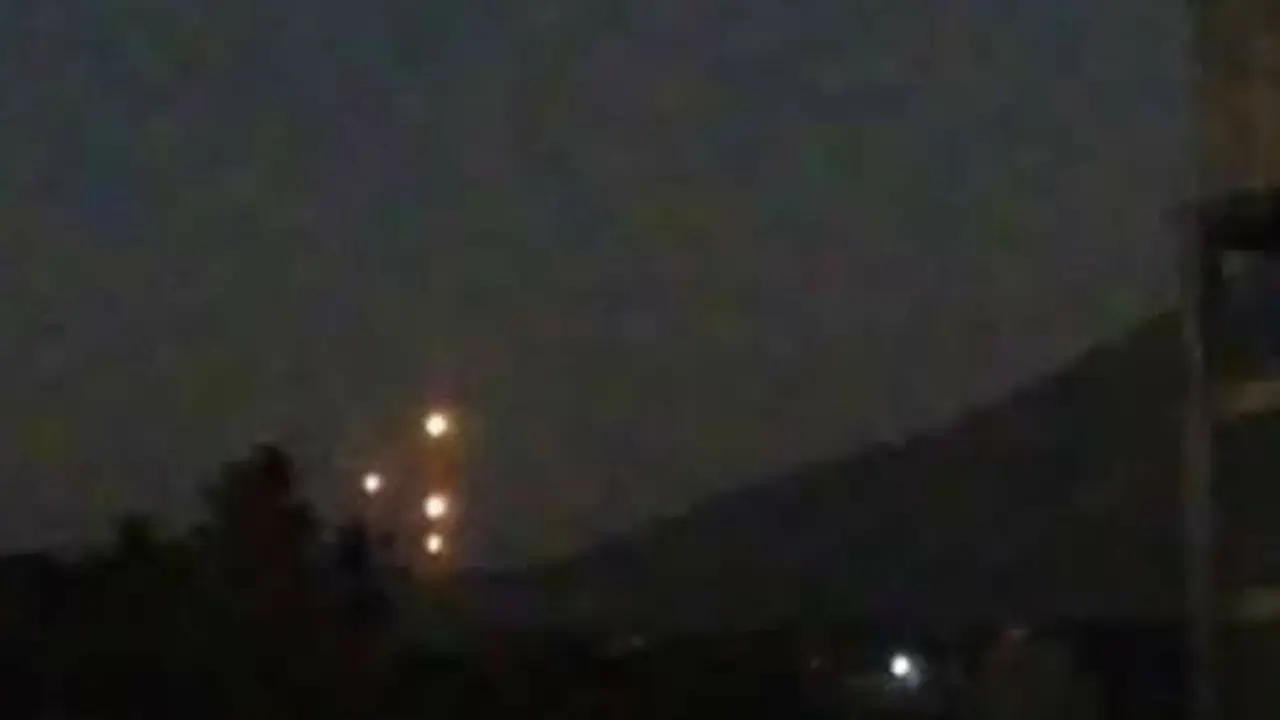 Luces sobre el volc&aacute;n Chaparrastique