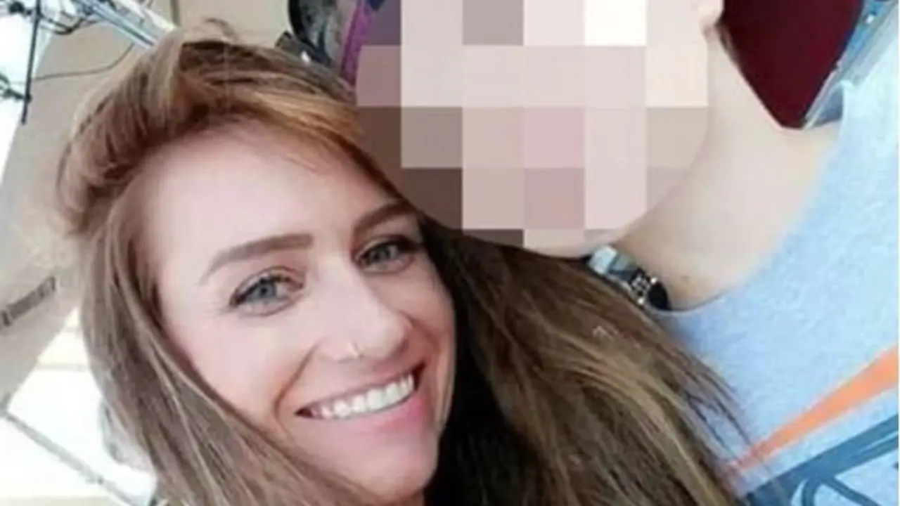 profesora tuvo tr&iacute;o