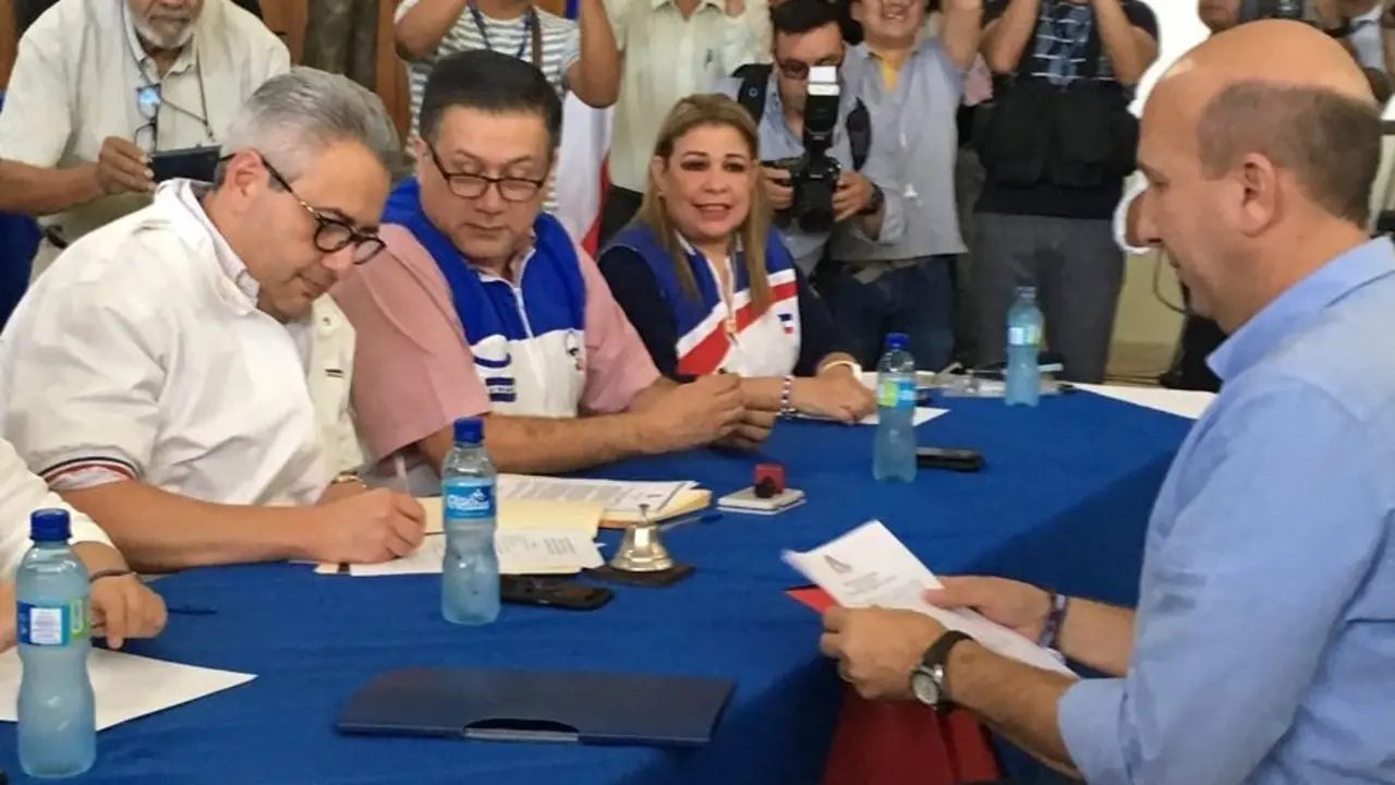 Inscripci&oacute;n Javier Sim&aacute;n