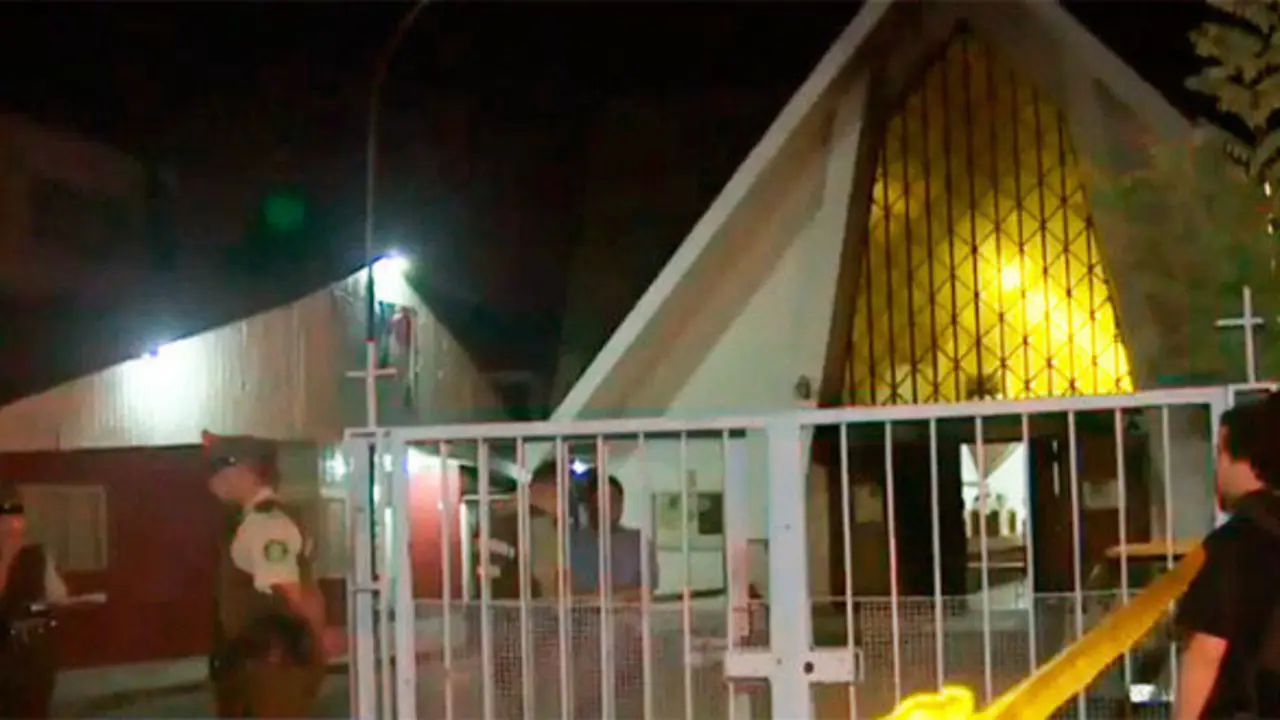 Atentado iglesia Chile