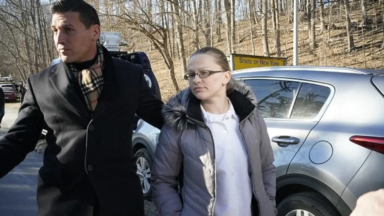 4823ED2700000578-5268331-image-a-9_1515953528989