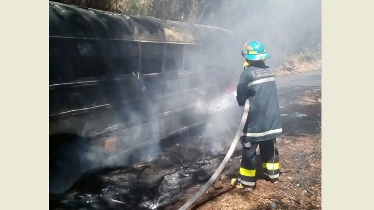 Incendio en bus