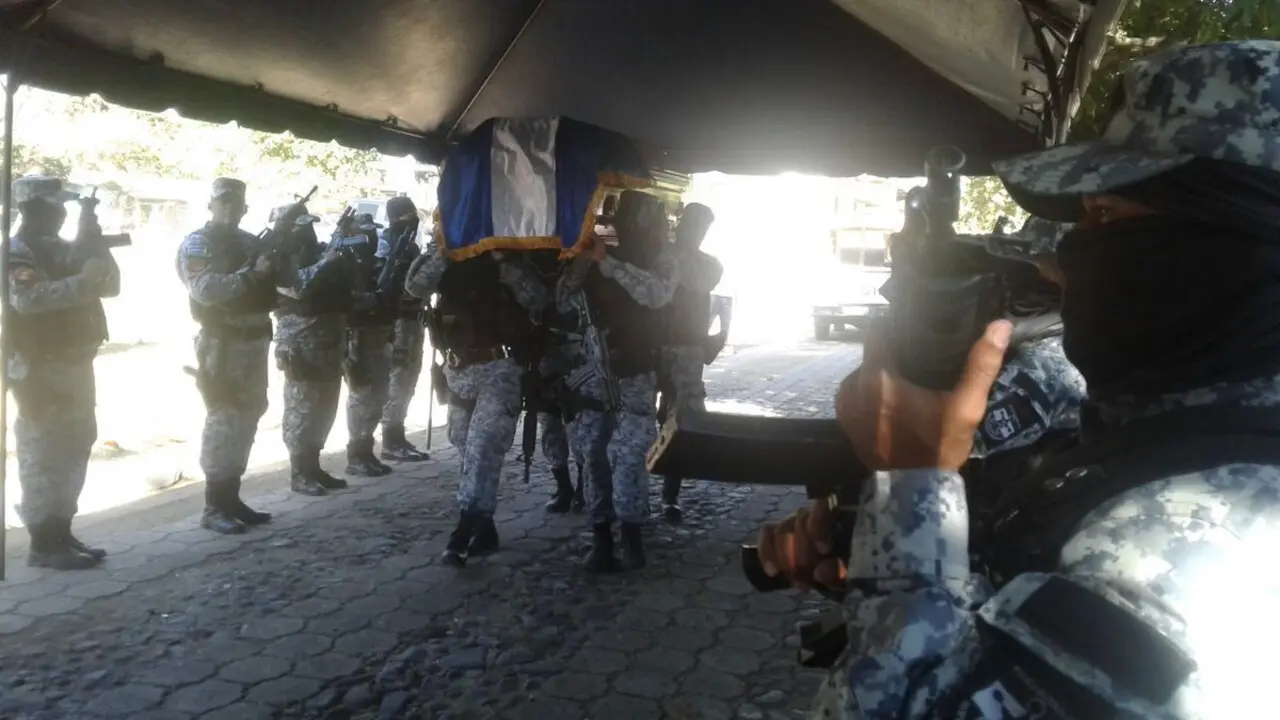 Entierro del agente William Edgardo Lemus