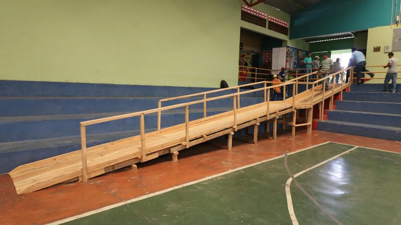 28165010_1683568405035918_6370453624833902756_o