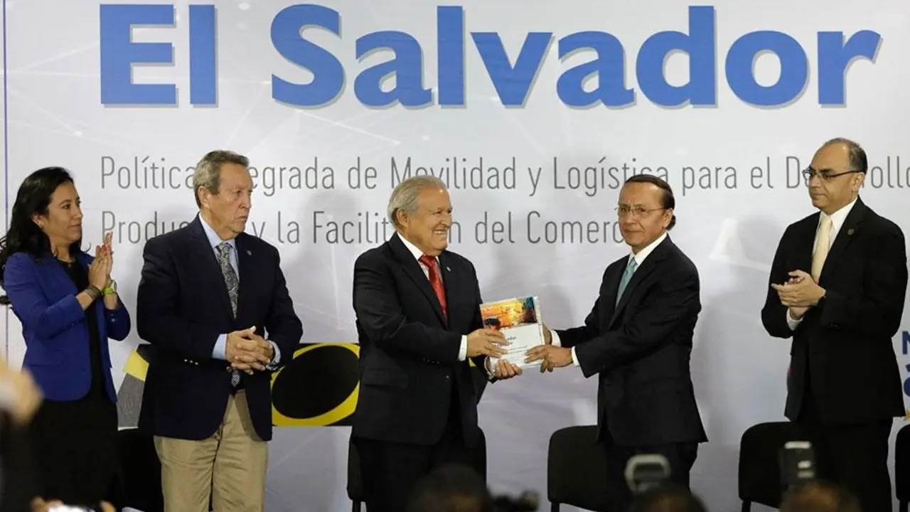 S&aacute;nchez Cer&eacute;n y Gerson Martinez