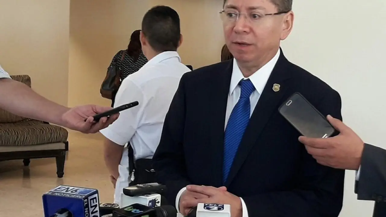 Fiscal Douglas Mel&eacute;ndez