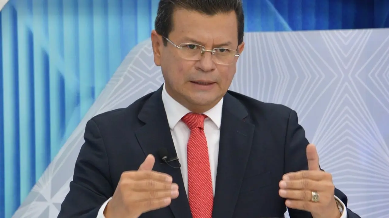 Hugo Mart&iacute;nez