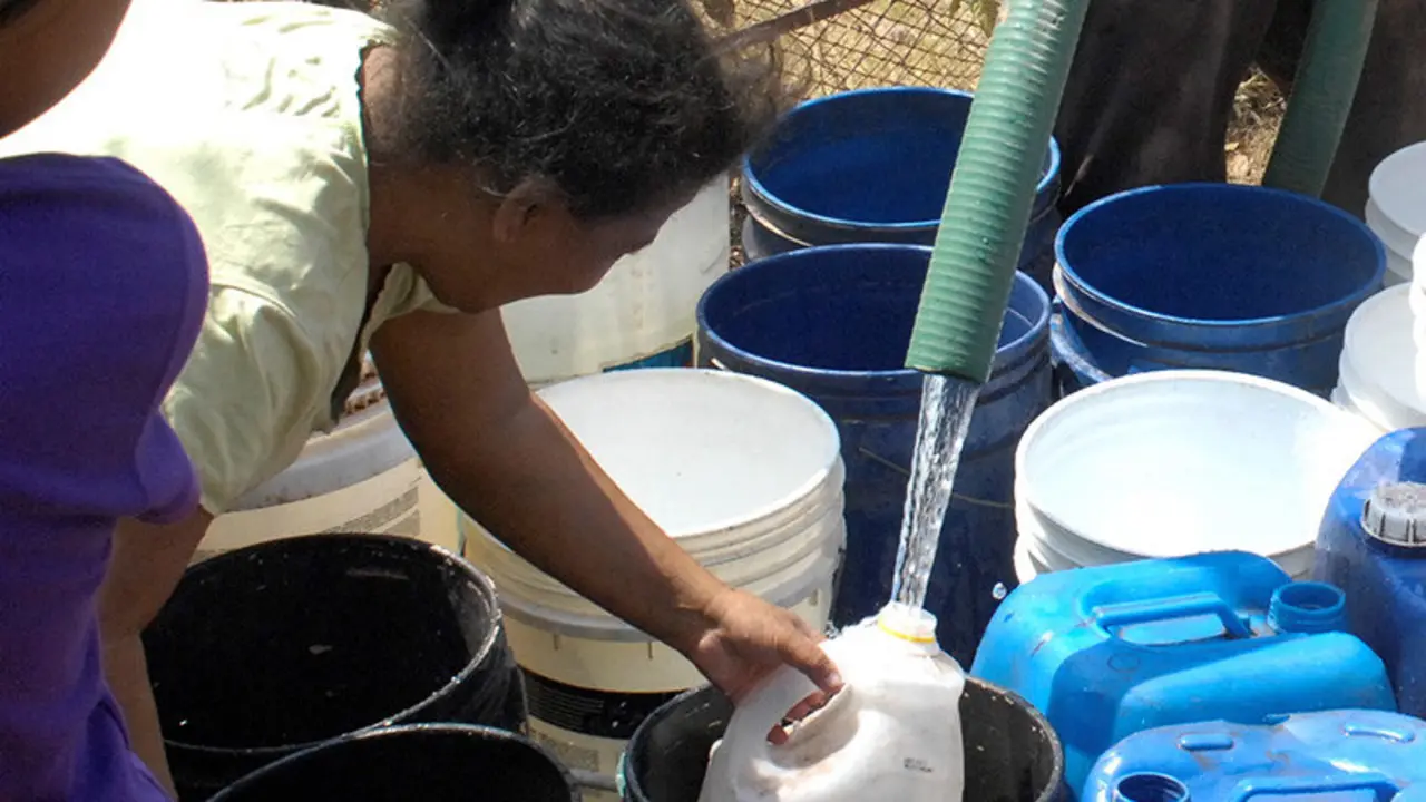 Falta de agua en la Monteblanco