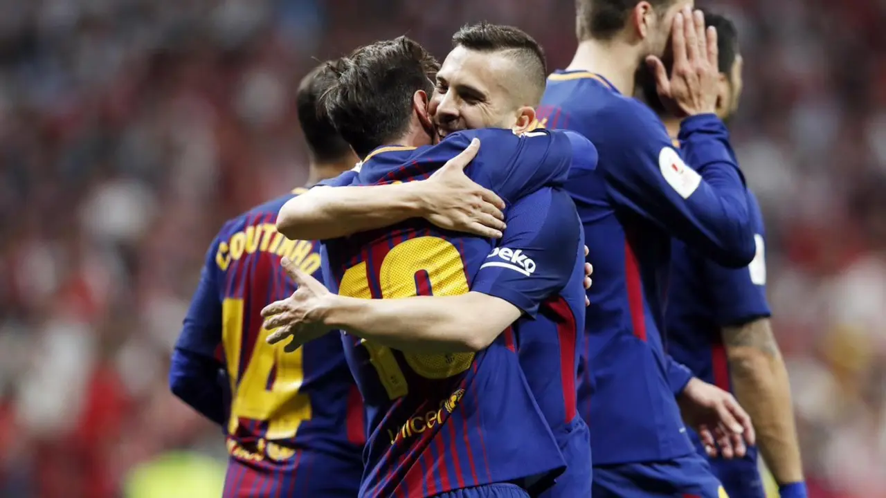 Jugadores del Barcelona celebran un gol