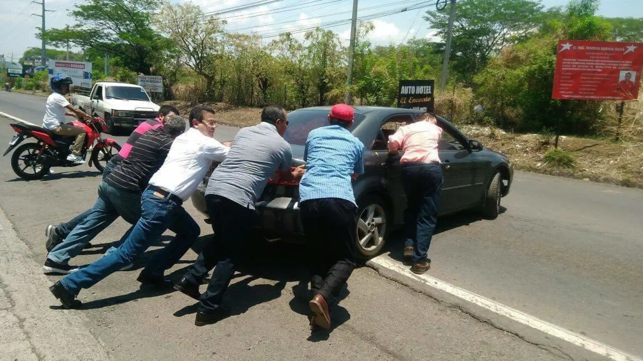 Hugo Mart&iacute;nez