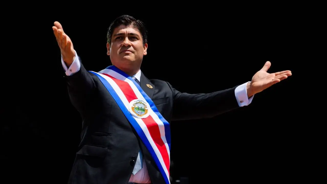 Carlos Alvarado asume la presidencia de Costa Rica