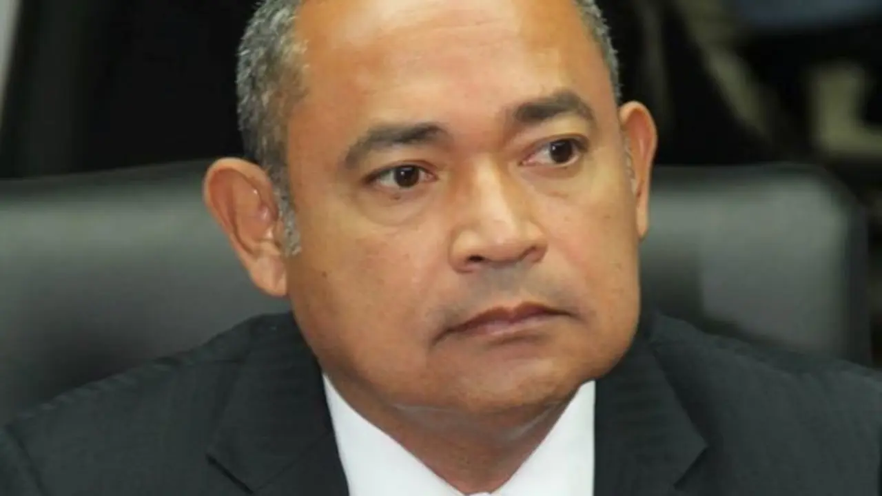 ministro de seguridad