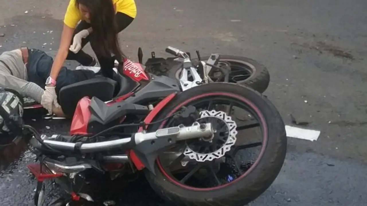 motocilista muere en carretera a Santa Ana 