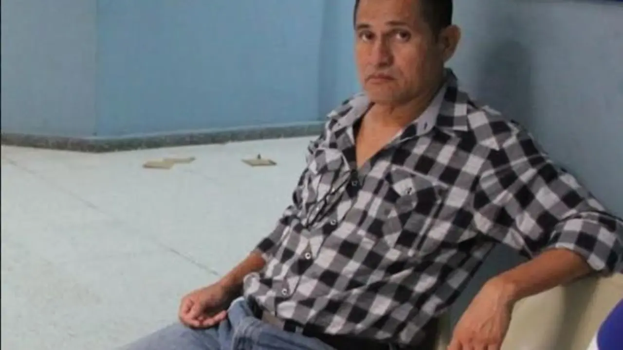 expolic&iacute;a Roberto Antonio Hern&aacute;ndez Rosales