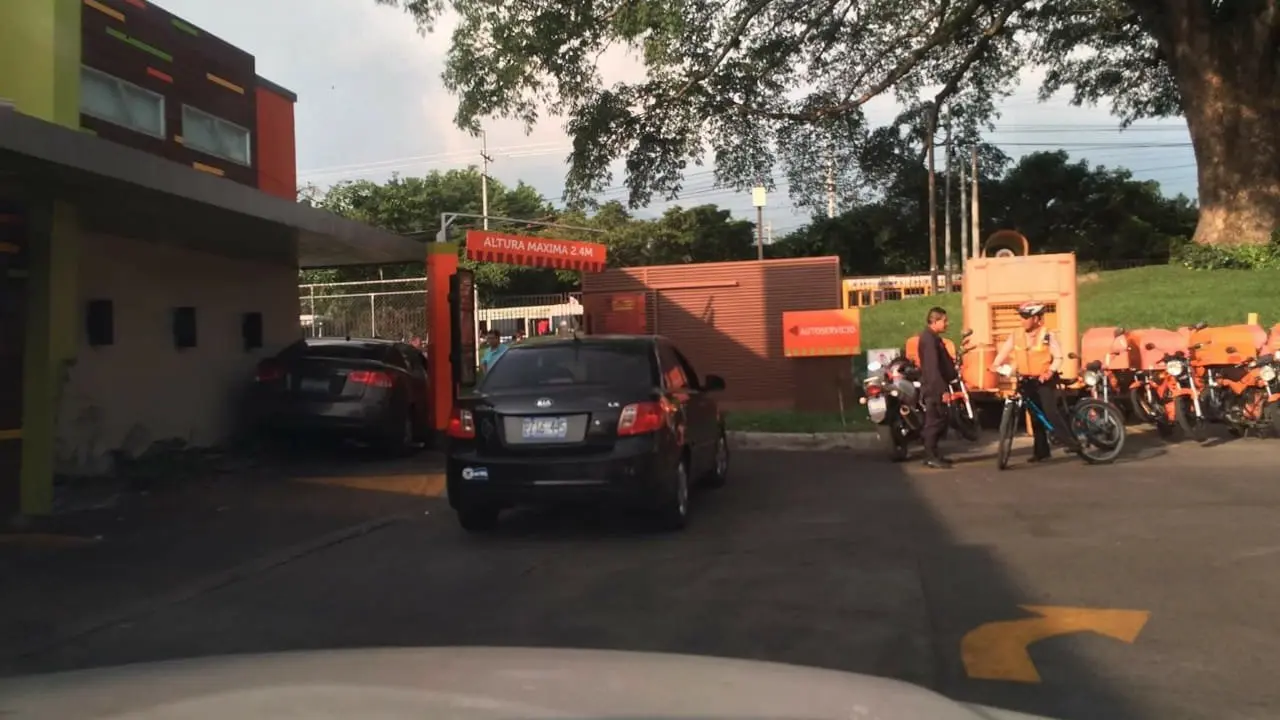 campero accidente metro