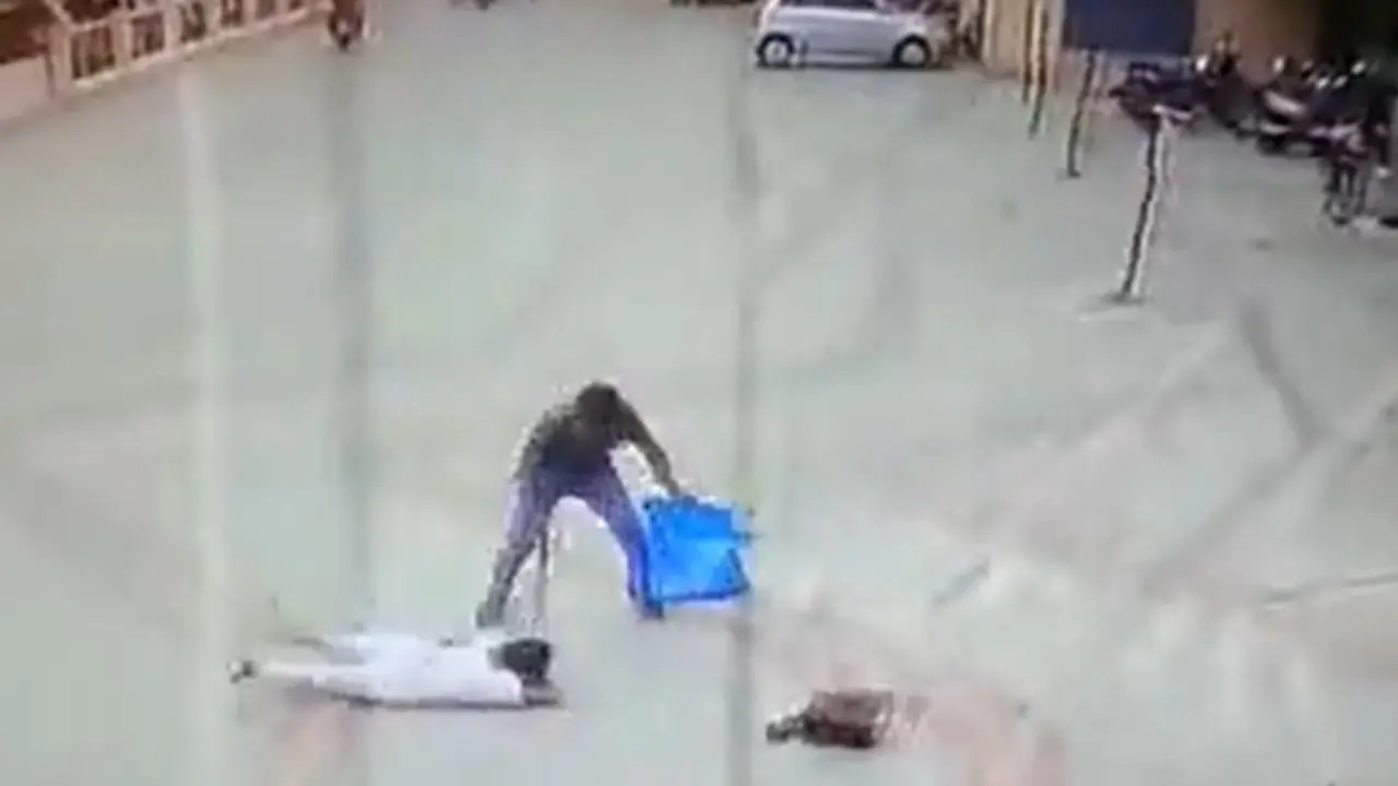 Mata a machetazos a exnovia