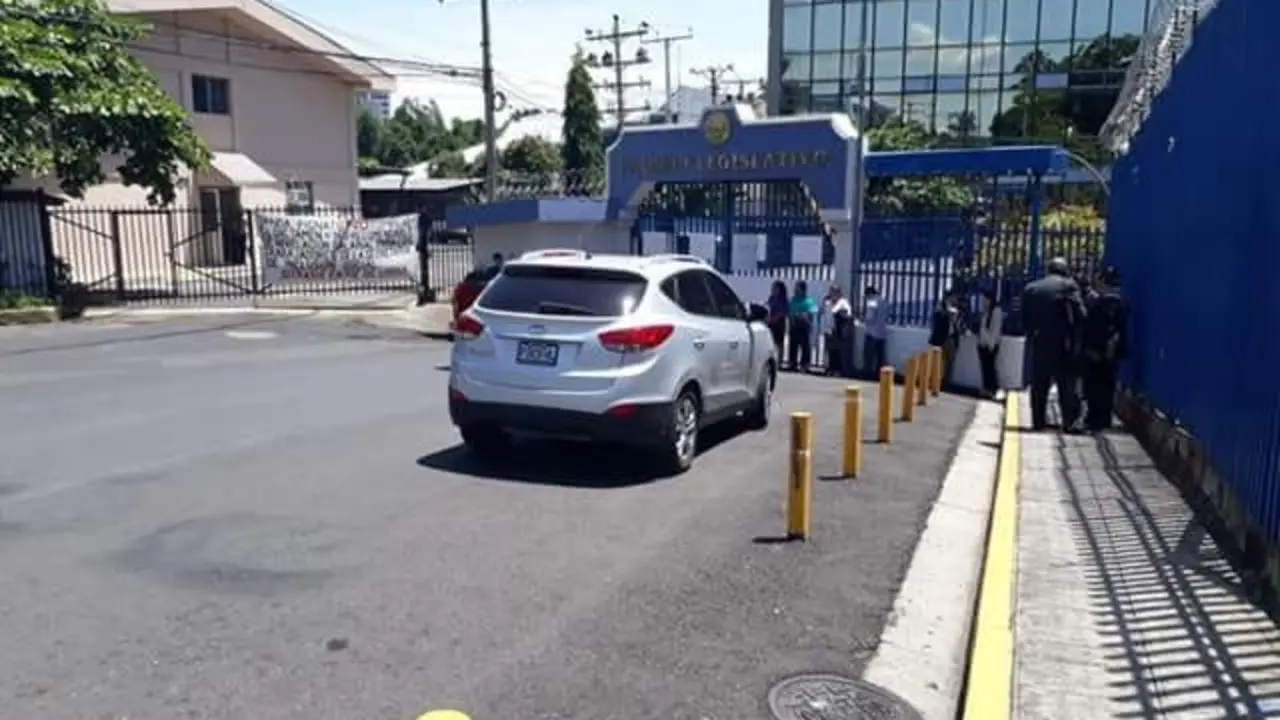 WhatsApp Image 2018-07-05 at 11.00.52 AM