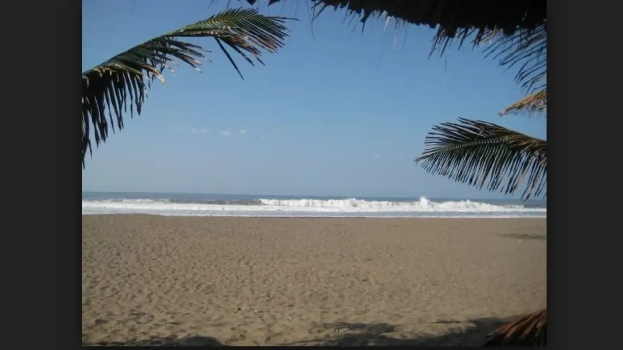 Playa Metal&iacute;o