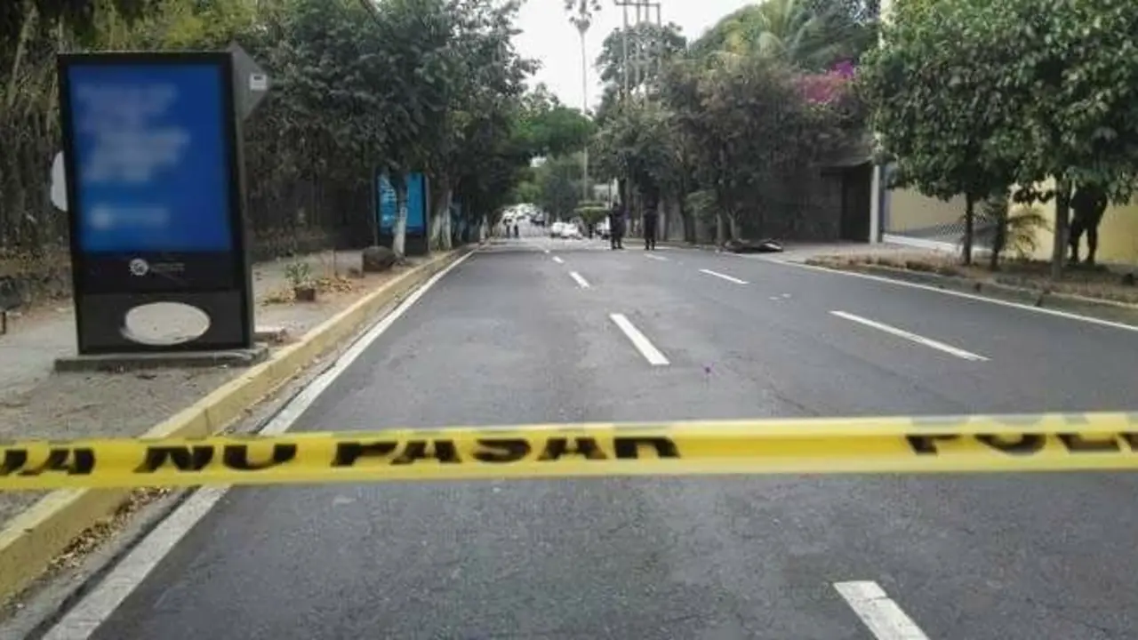 Asesinato en la 75 ave nte