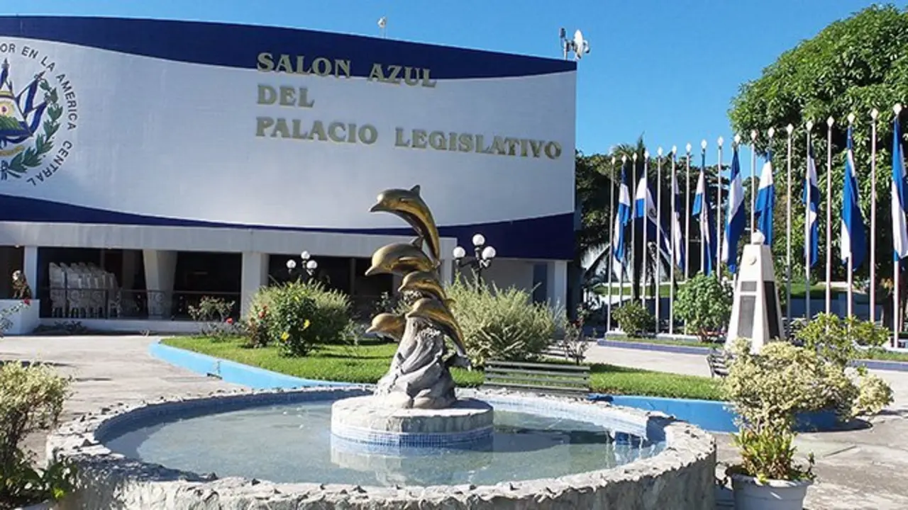 nueva asamblea ok 100