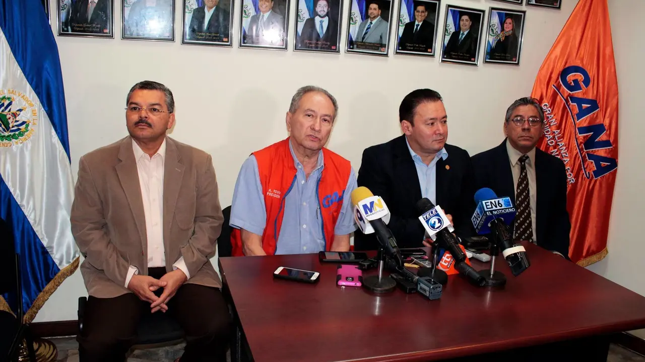 Conferencia-prensa-GANA