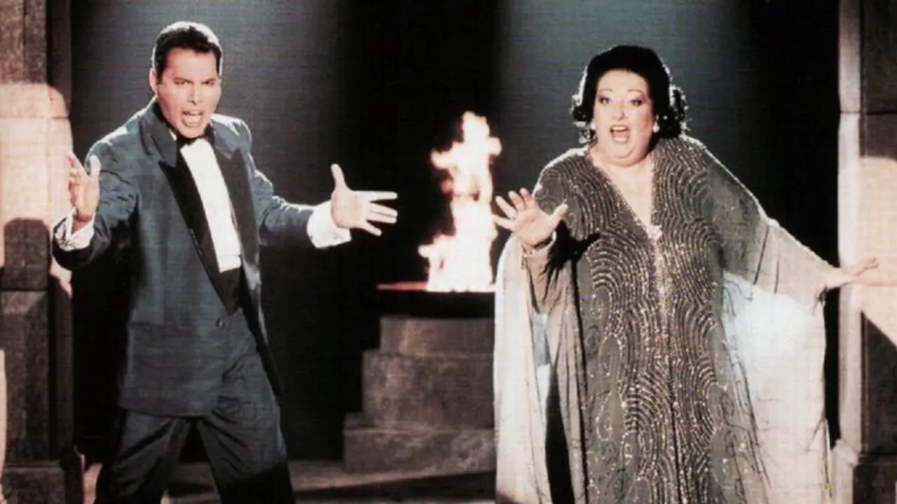 Montserrat Caball&eacute; y Freddy Mercuri