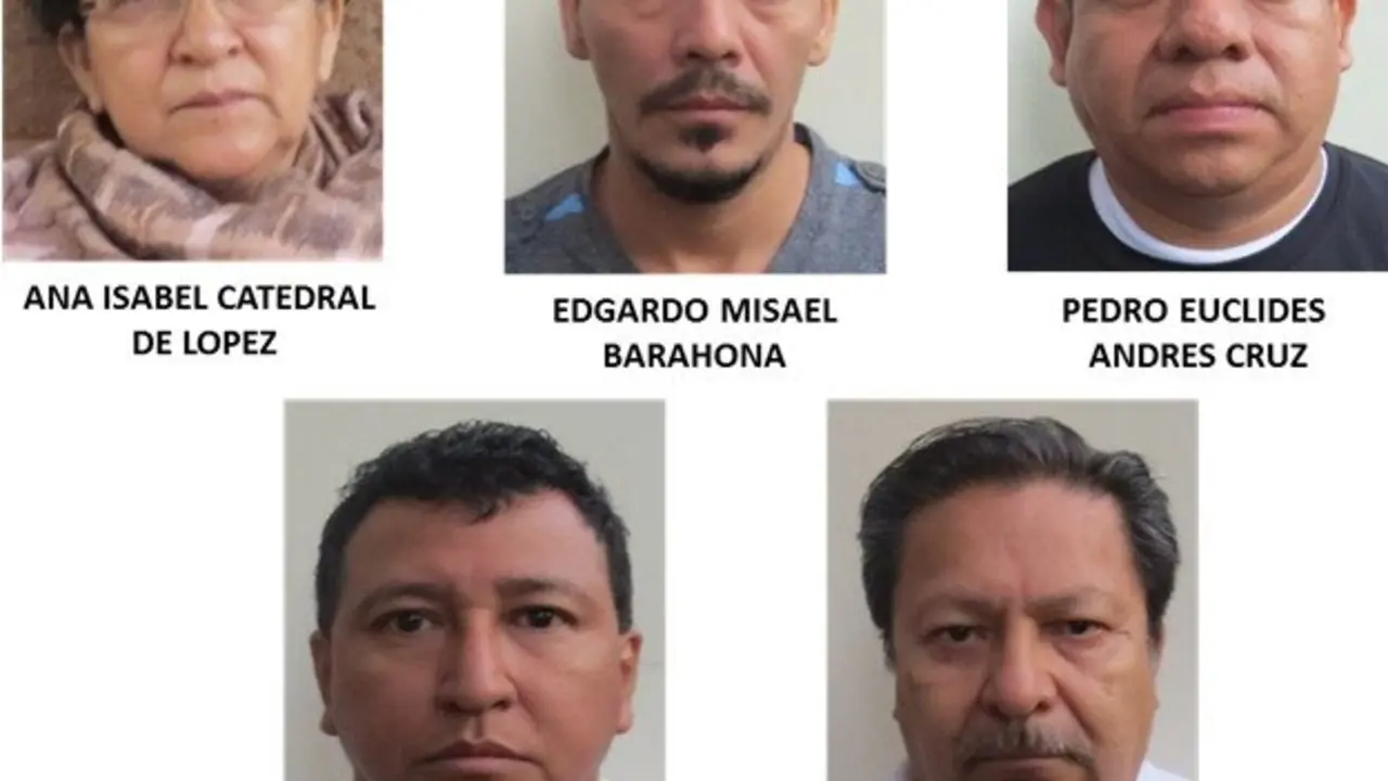 Aduaneros detenidos