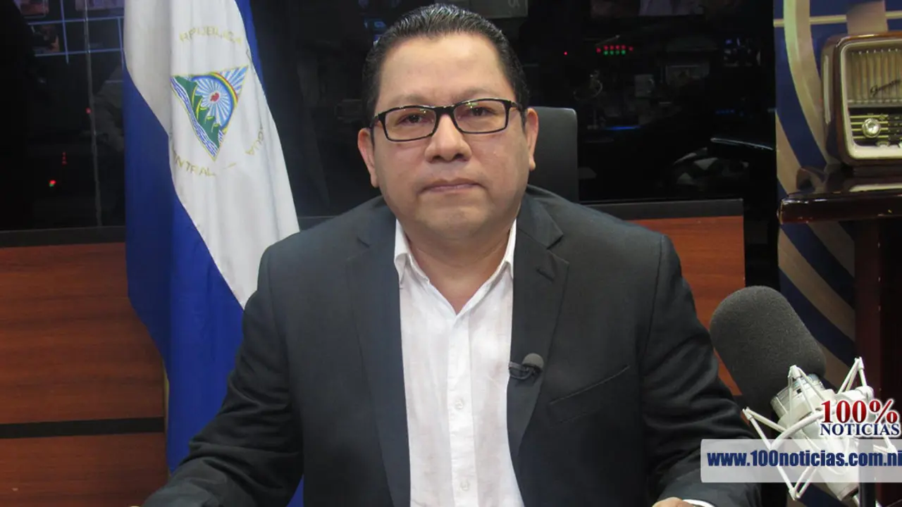 MIguel Mora, 100% noticias