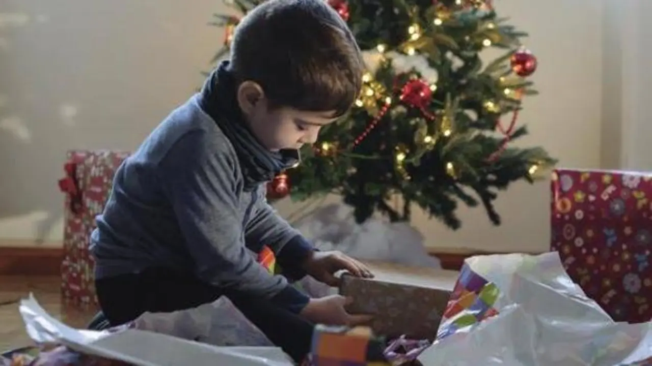 ninos-regalos-2-kwLE-U50406841971AU-624x385@Diario Sur