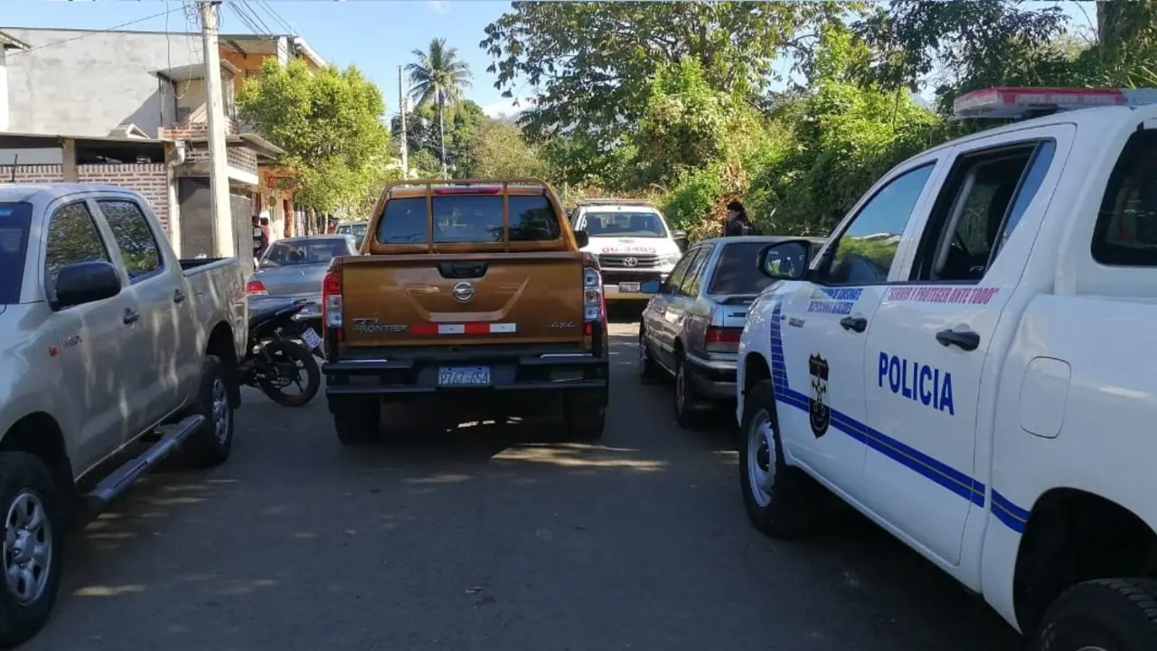 Escena del polic&iacute;a en Sonzacate.12