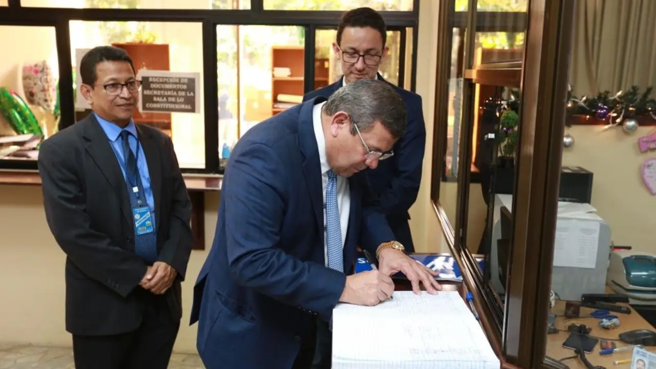 VAMOS RIVERA Y ALVARADO INCONSTITUCIONAL FISCAL