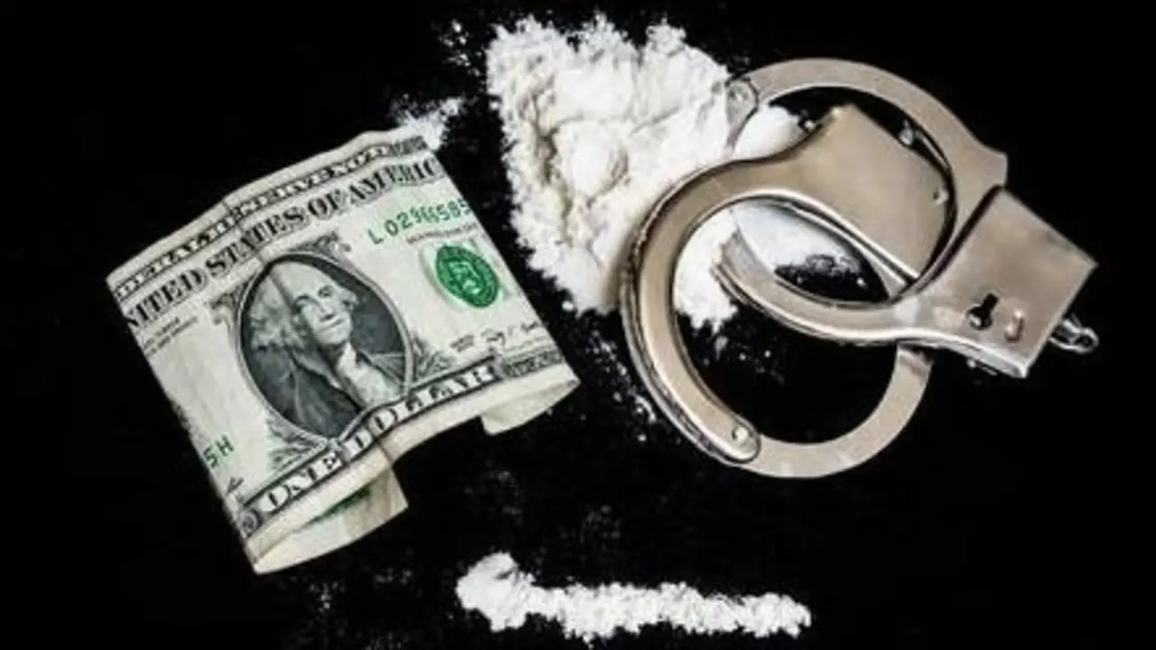 Droga dinero esposas