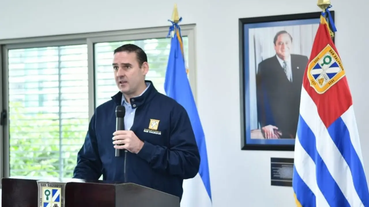 Foto alcalde de San Salvador