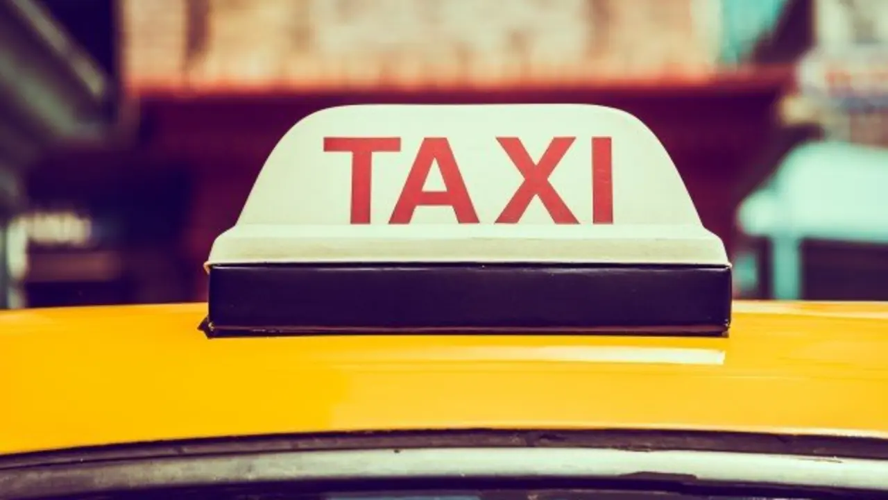 muestra-taxi_1203-2239