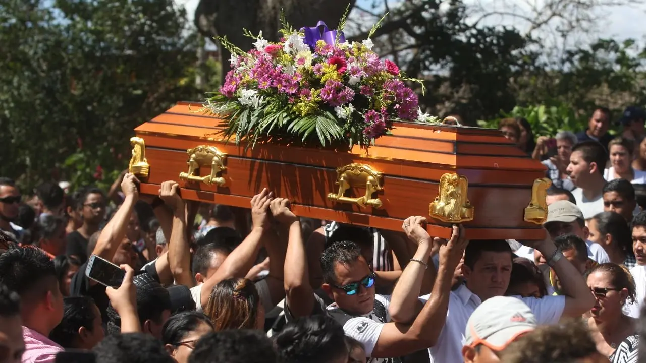 entierro de familia de pimentel