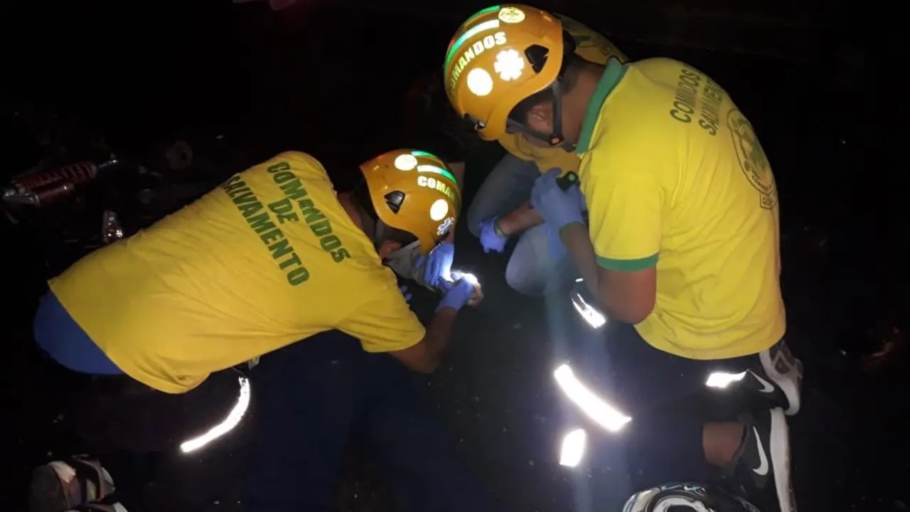 Foto cortes&iacute;a