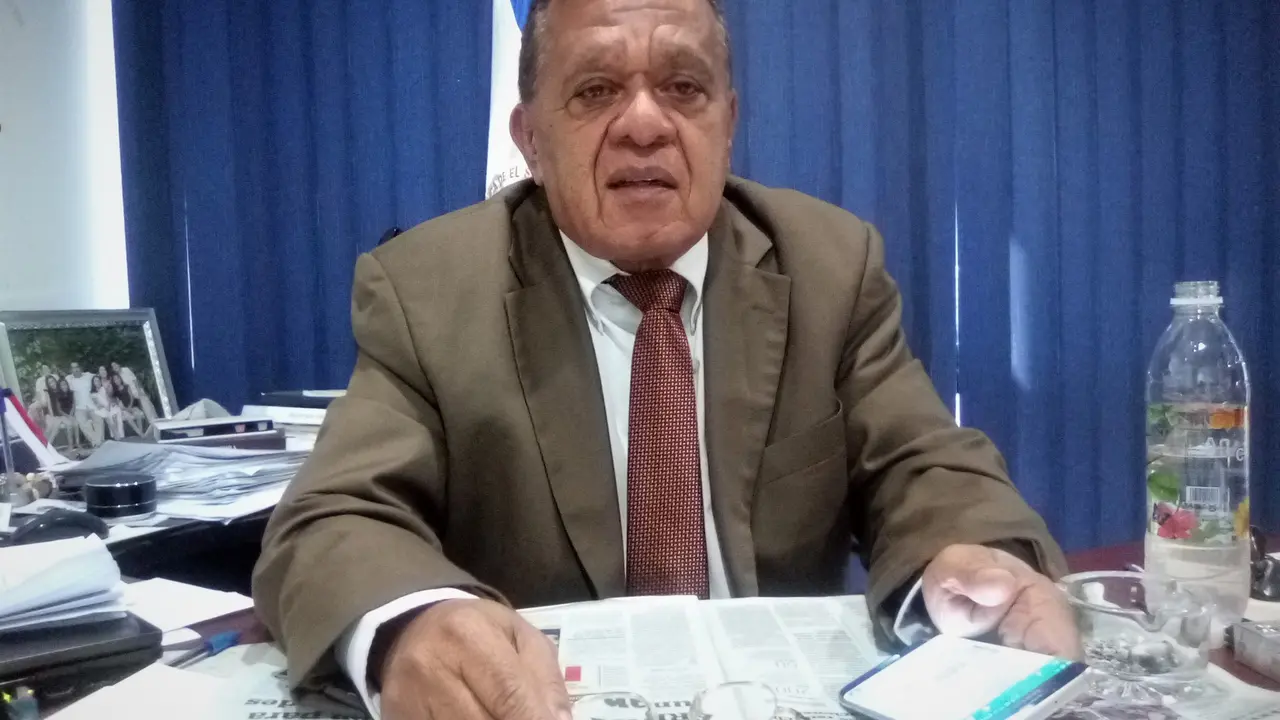 Chato Vargas, Jorge Carbajal