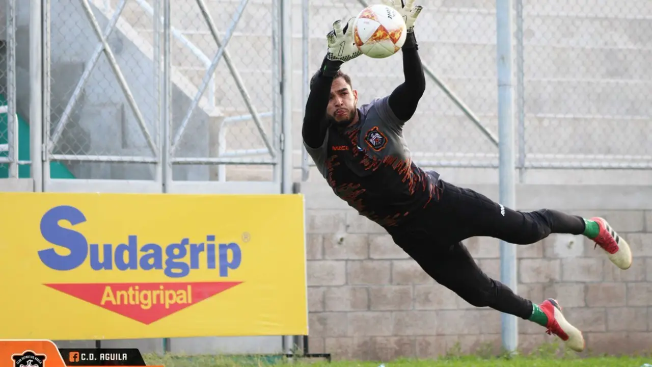 aguiluchos amenaza 2