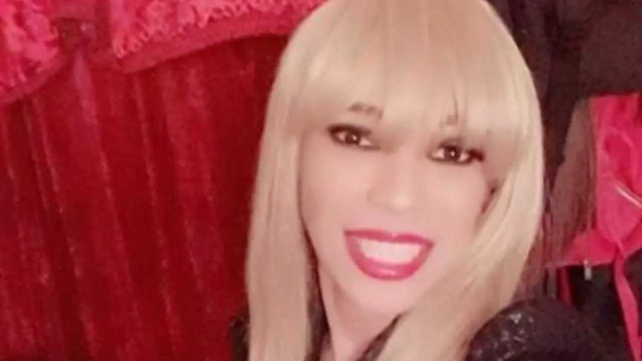 Presentador de TV de LGTBI