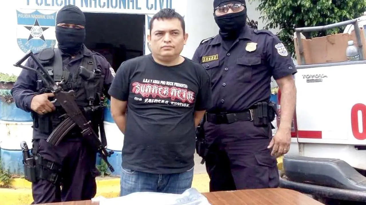 Detenido por asesinar a vocalistad e banda de rok 2