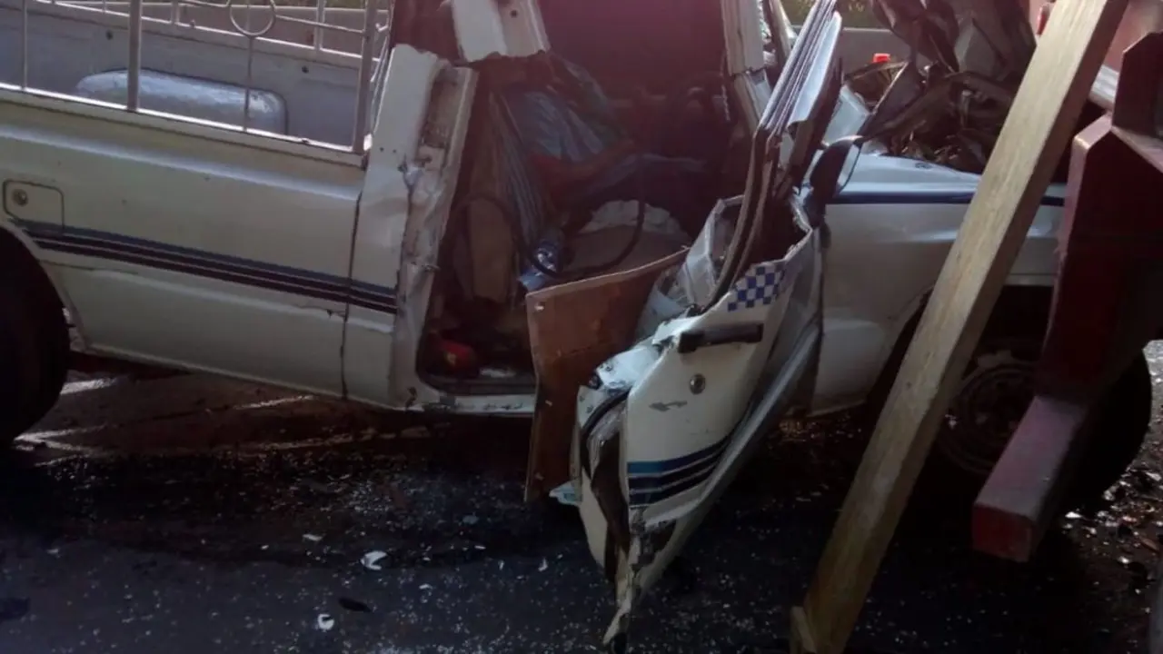 Empleado de pollo indio