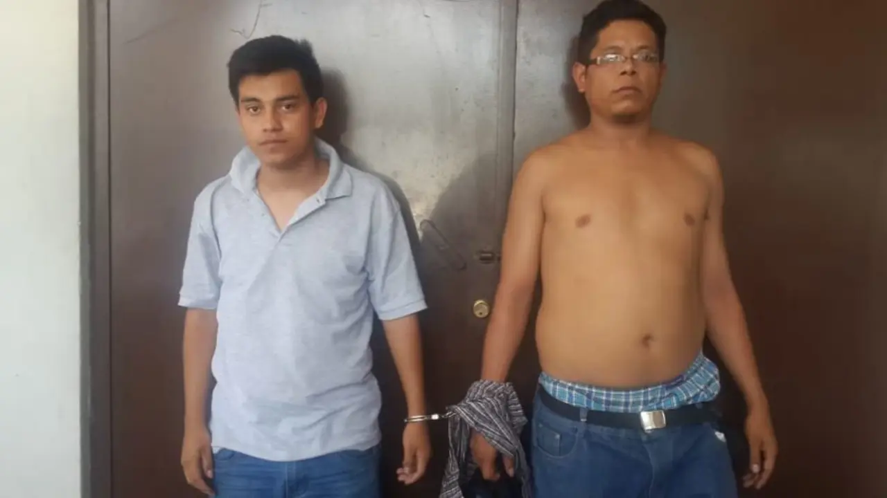 Cobradores detenidos por extorsi&oacute;n