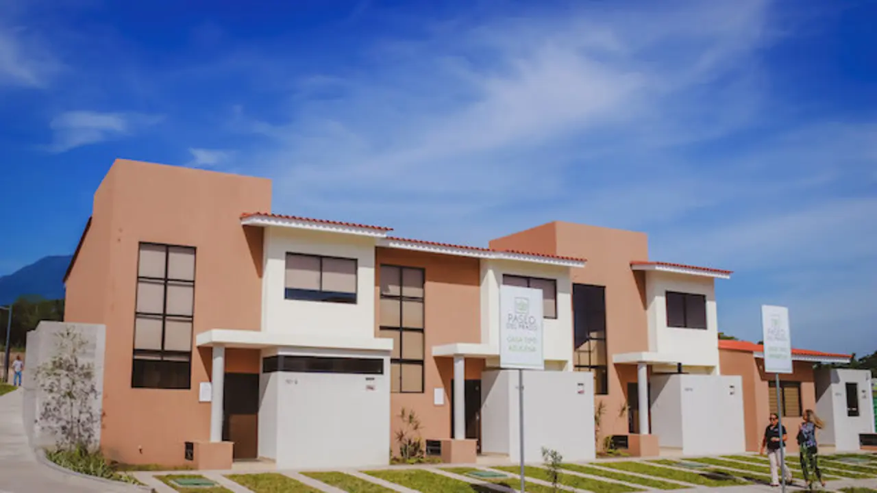 PASEO DEL PRADO FACHADA