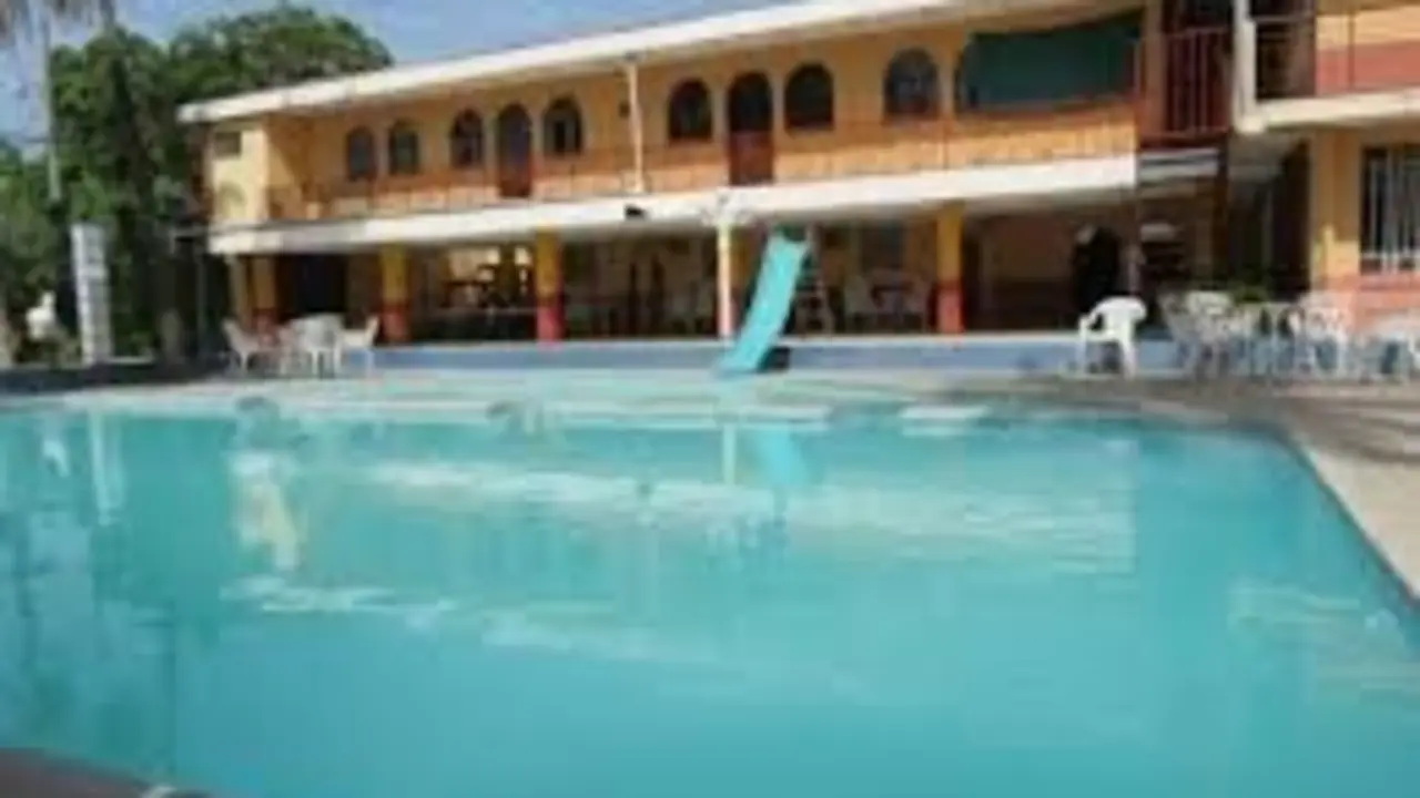 Hotel Campo Real