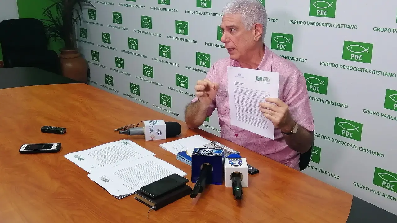 Rodolfo Parker y CICIES