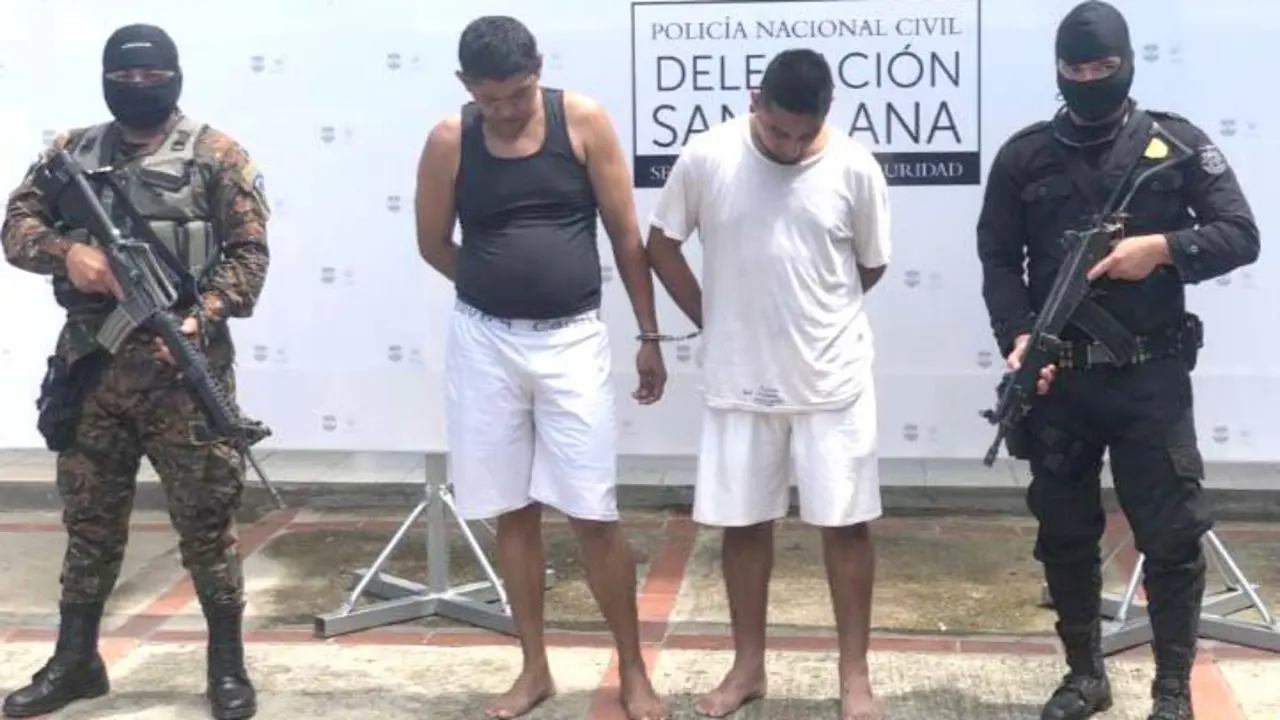 Detenidos en Santa Ana